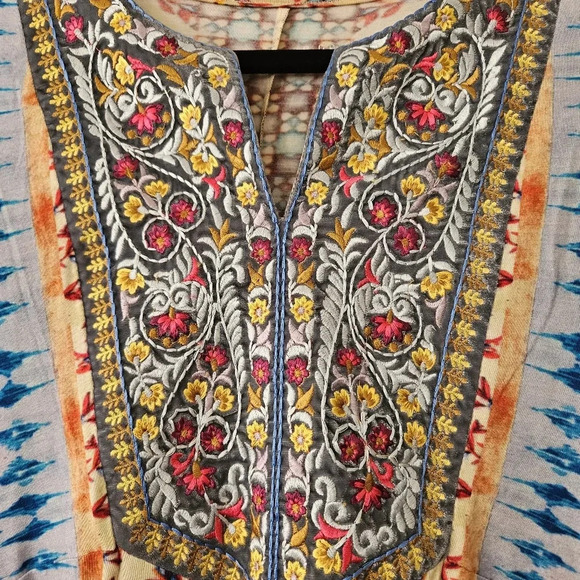 Soft Surroundings FiFi Embroidered Top Women's Size XS, 3/4 Bell Sleeves, Boho - Picture 2 of 6
